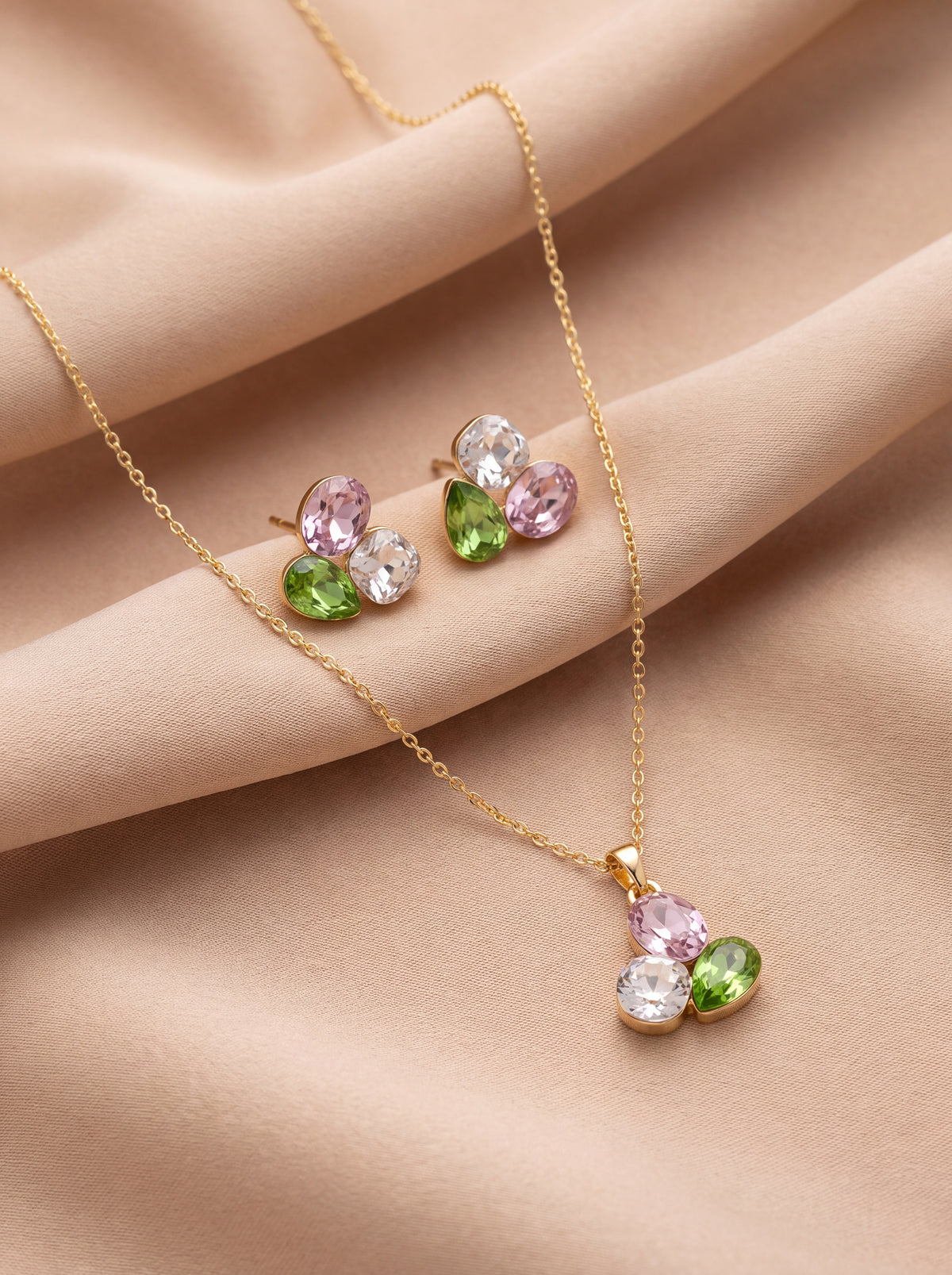 Trilia Jewellery Set