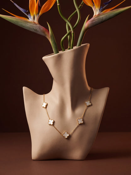 Alba Clover Necklace