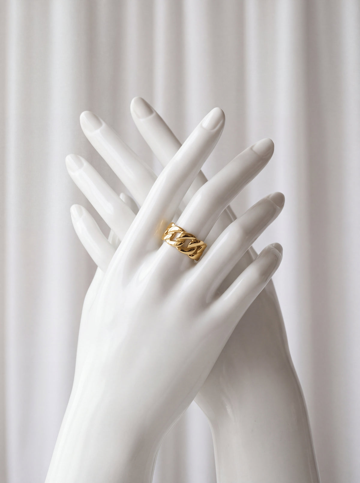 Liora Twist Ring