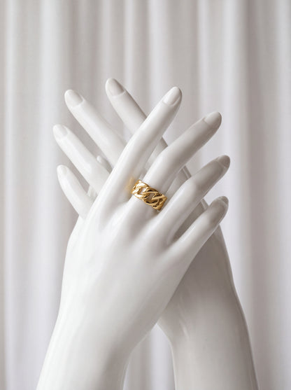 Liora Twist Ring