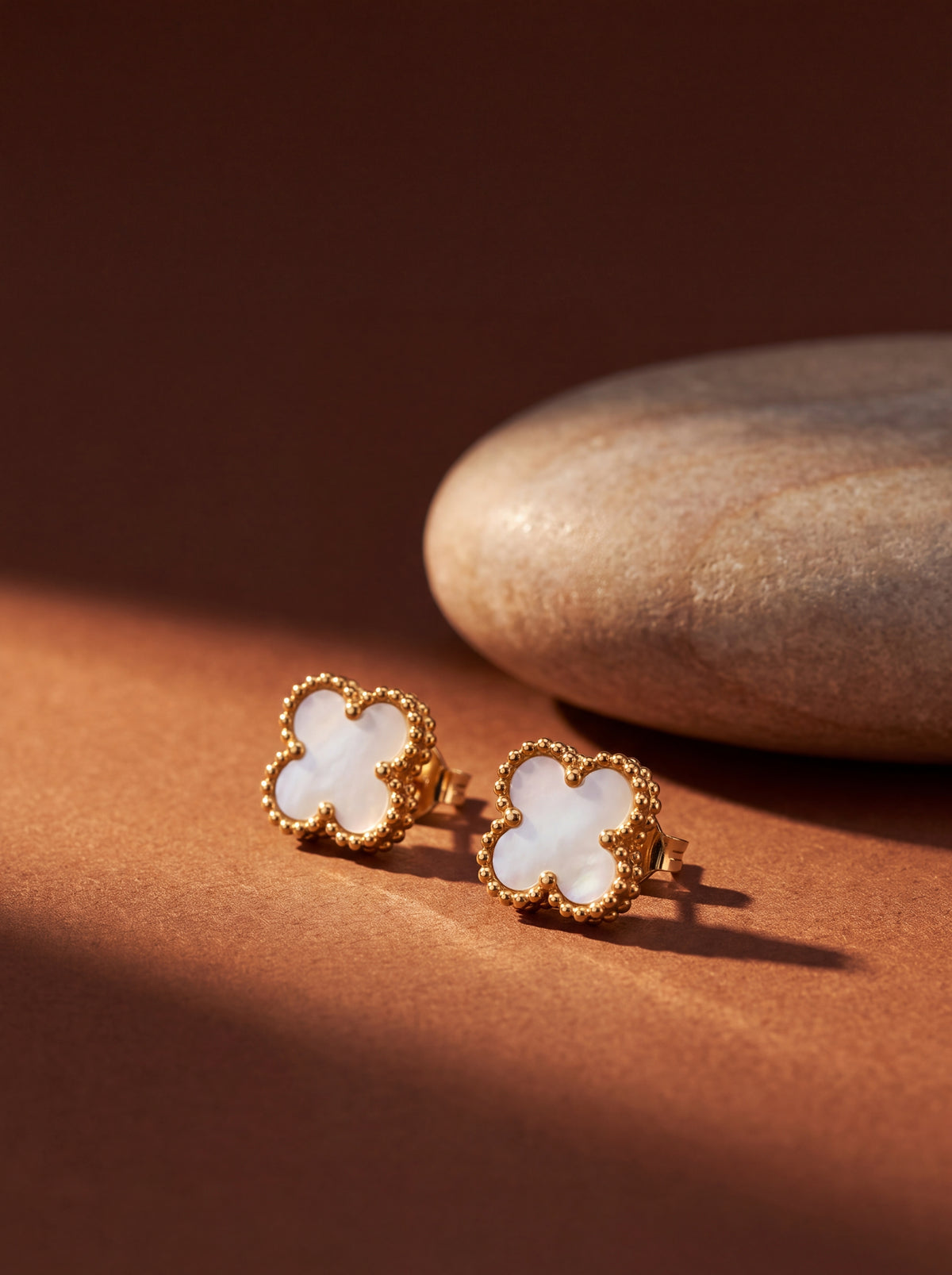 Alba Clover Stud